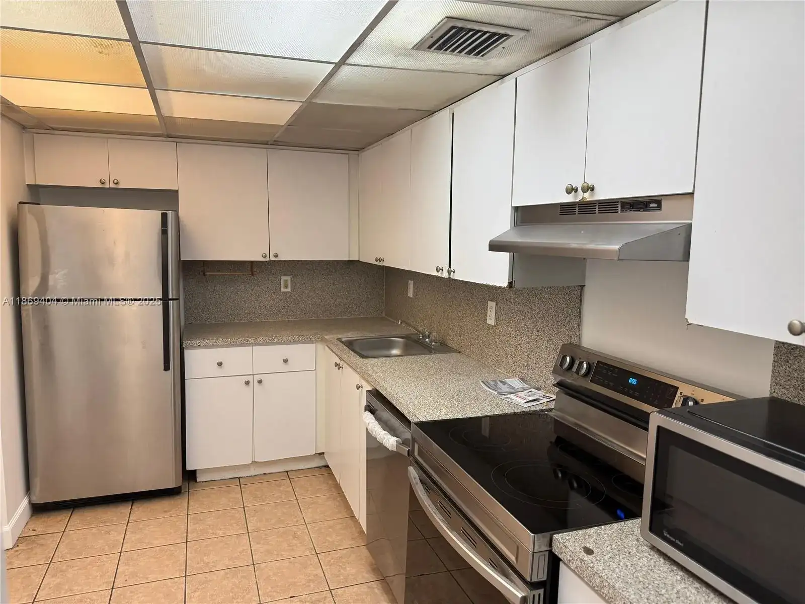 1800 Sans Souci Blvd # 106, North Miami FL 33181 photo 2