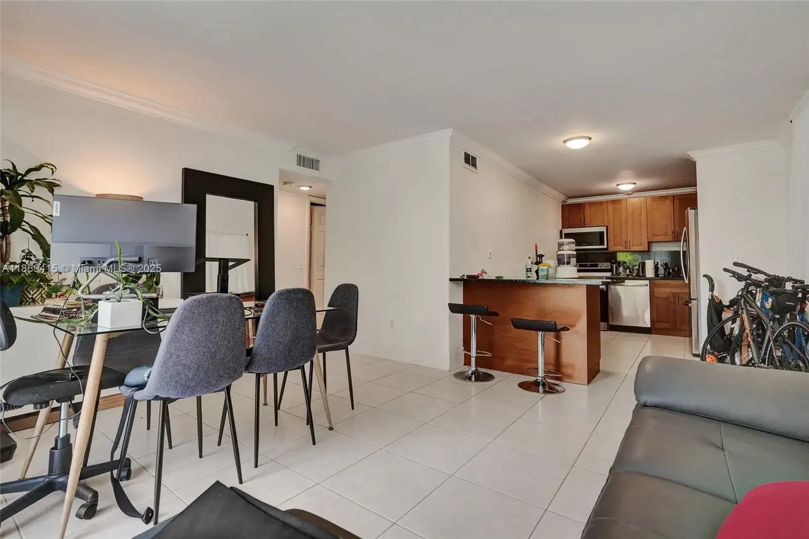 1801 S Treasure Dr # 329, North Bay Village FL 33141 photo 3