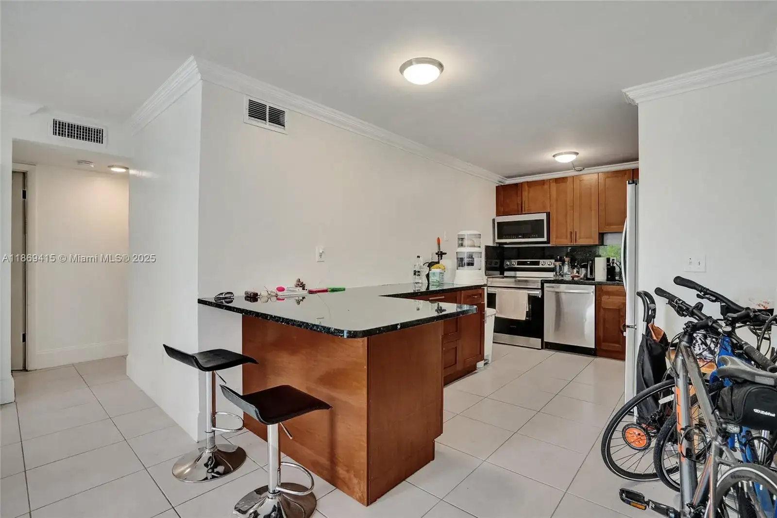 1801 S Treasure Dr # 329, North Bay Village FL 33141 photo 4