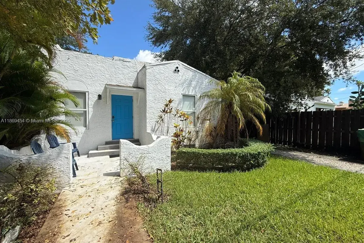 247 NW 58th St, Miami FL 33127