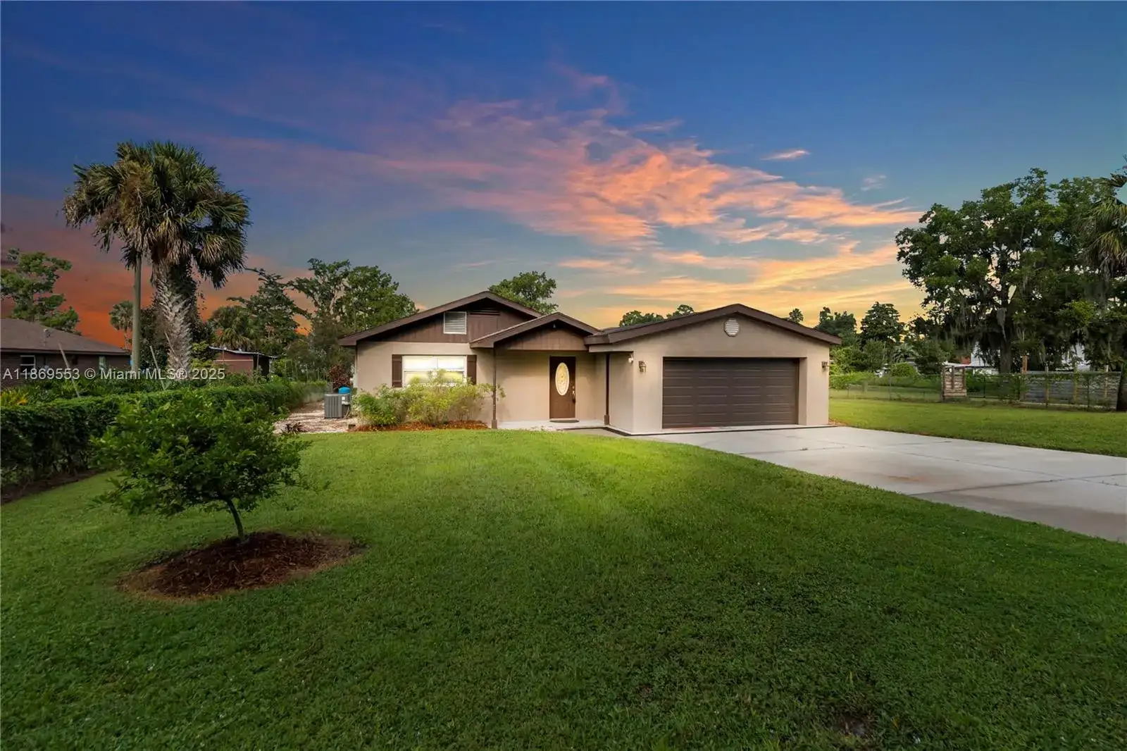 9431 Lake Marion Creek Road, Other City - In The State Of Florida FL 33844 photo 2