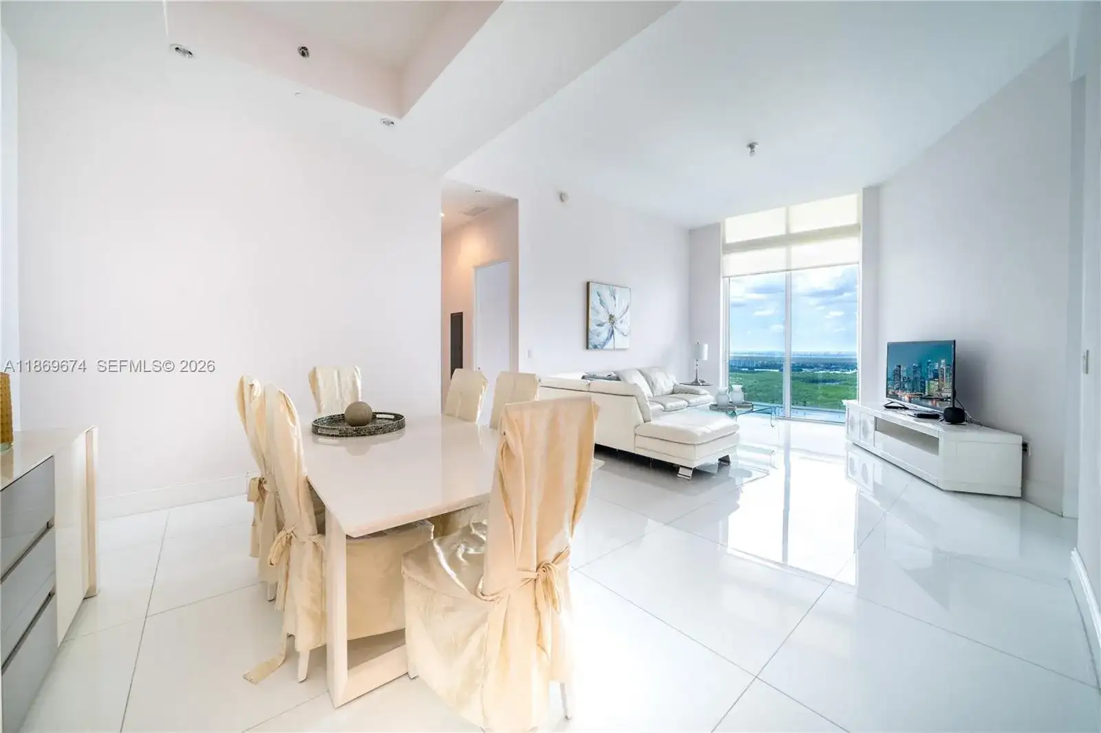 16001 Collins Ave # 4305, Sunny Isles Beach FL 33160 photo 3