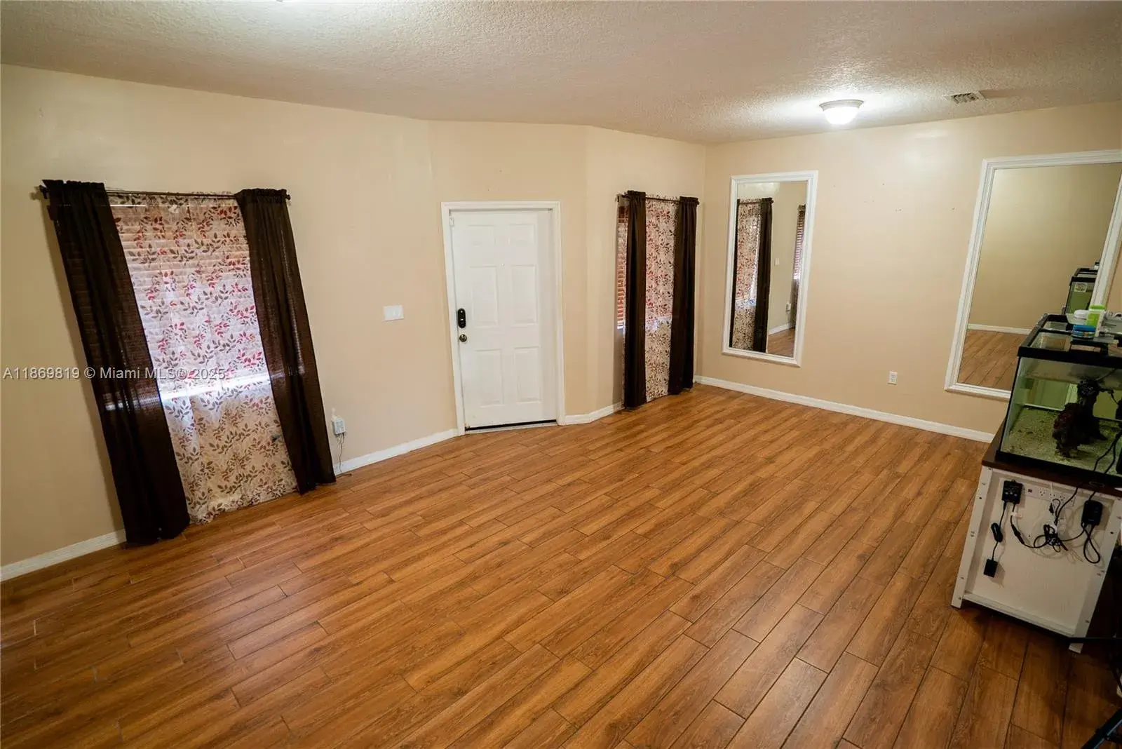 2930 SE 15th Ter, Homestead FL 33035