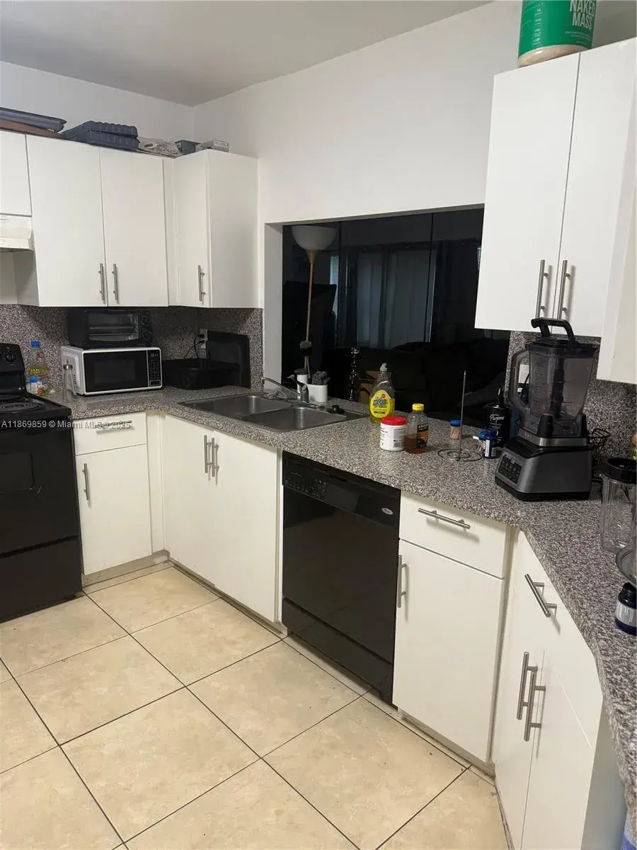 2388 Coral Springs Dr # 2388, Coral Springs FL 33065