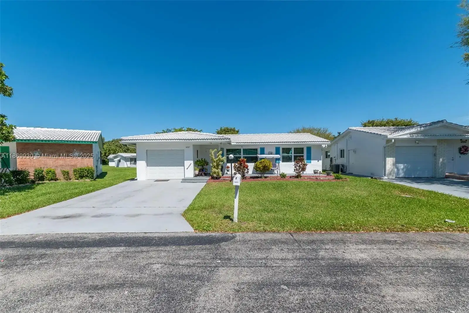9021 NW 13th St, Plantation FL 33322 photo 2