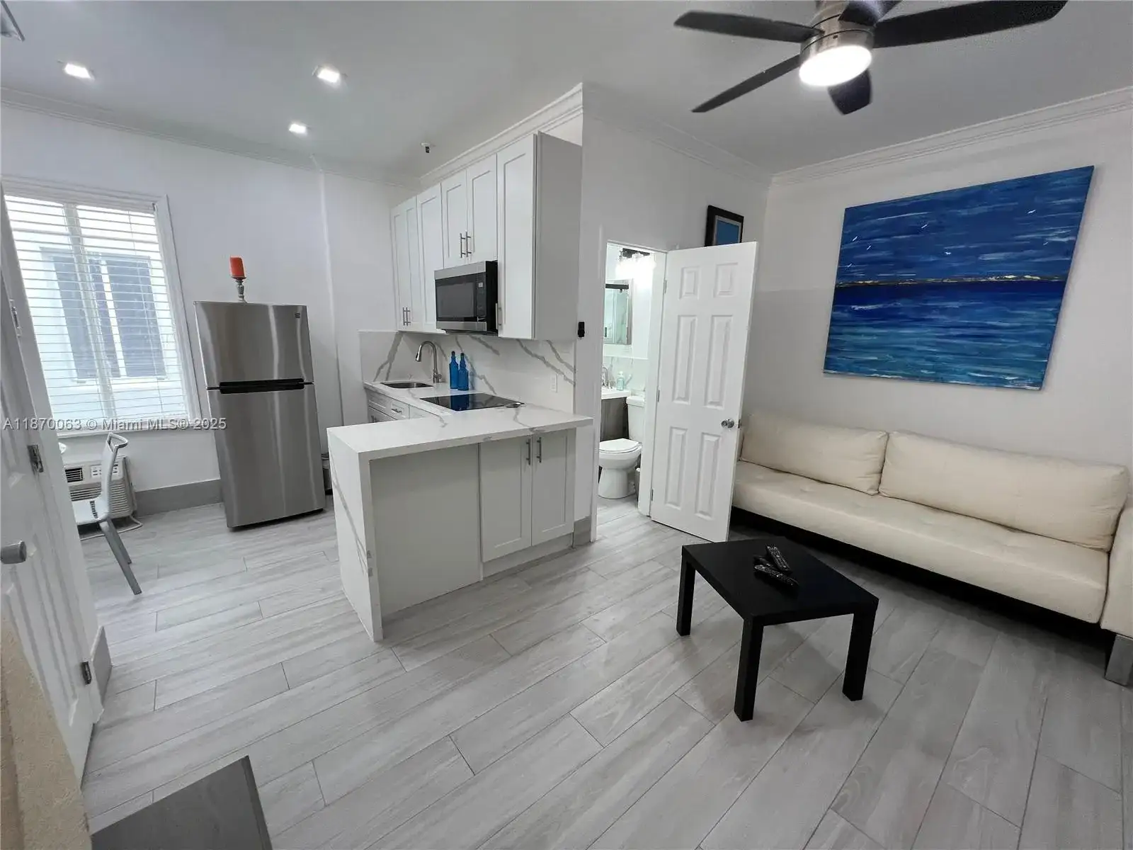 3710 Collins Ave # 103, Miami Beach FL 33140 photo 2