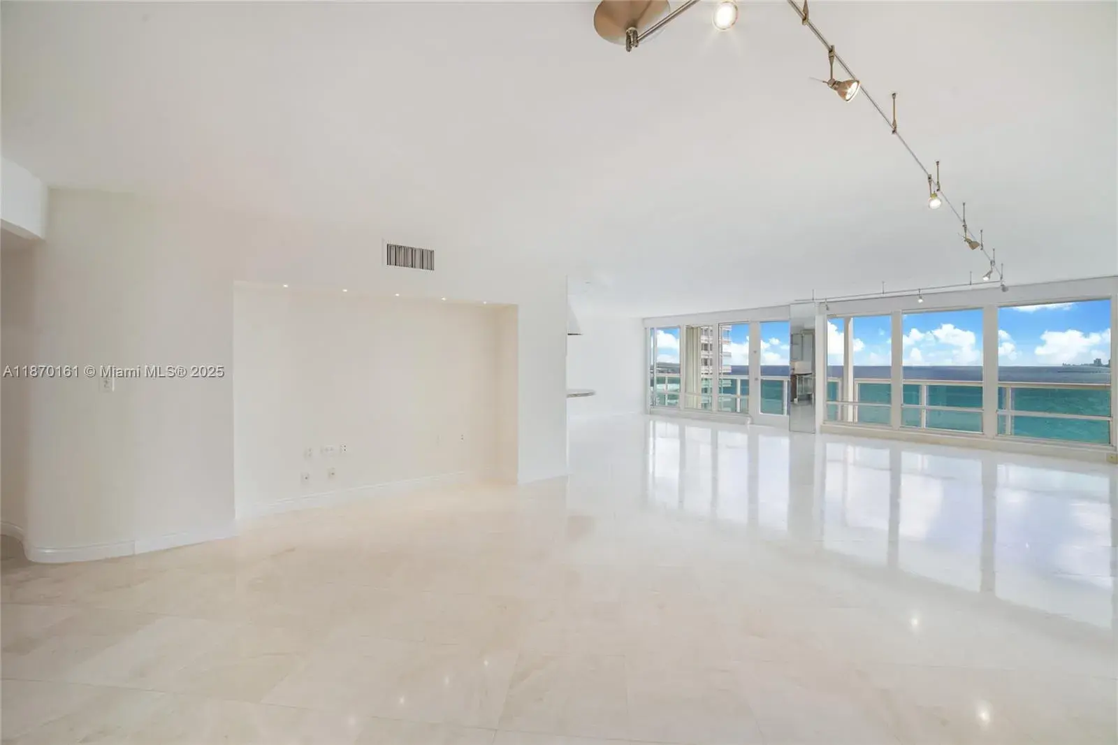 2100 S Ocean Ln # 2007, Fort Lauderdale FL 33316