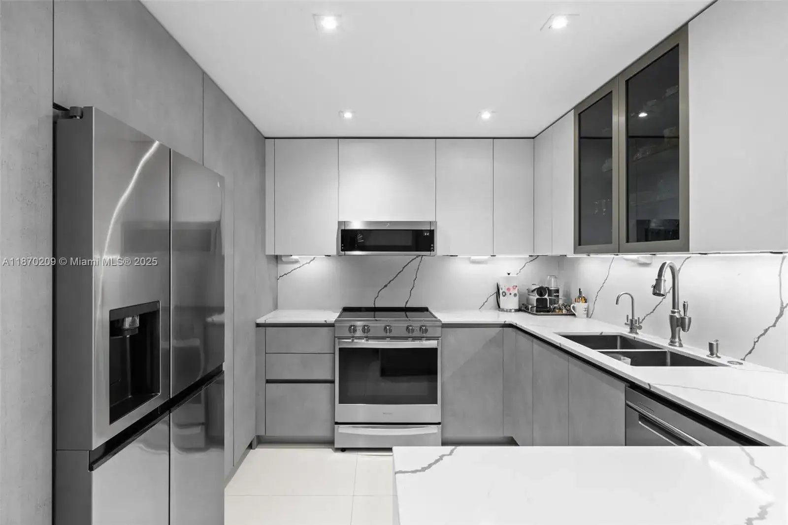 9801 Collins Ave # 19J, Bal Harbour FL 33154 photo 4