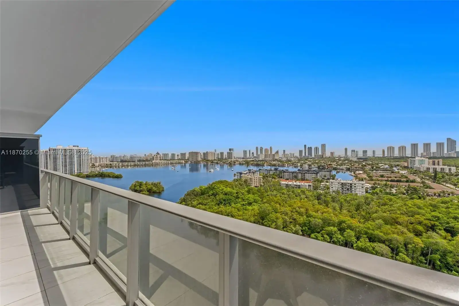 16385 Biscayne Blvd # 1819, North Miami Beach FL 33160