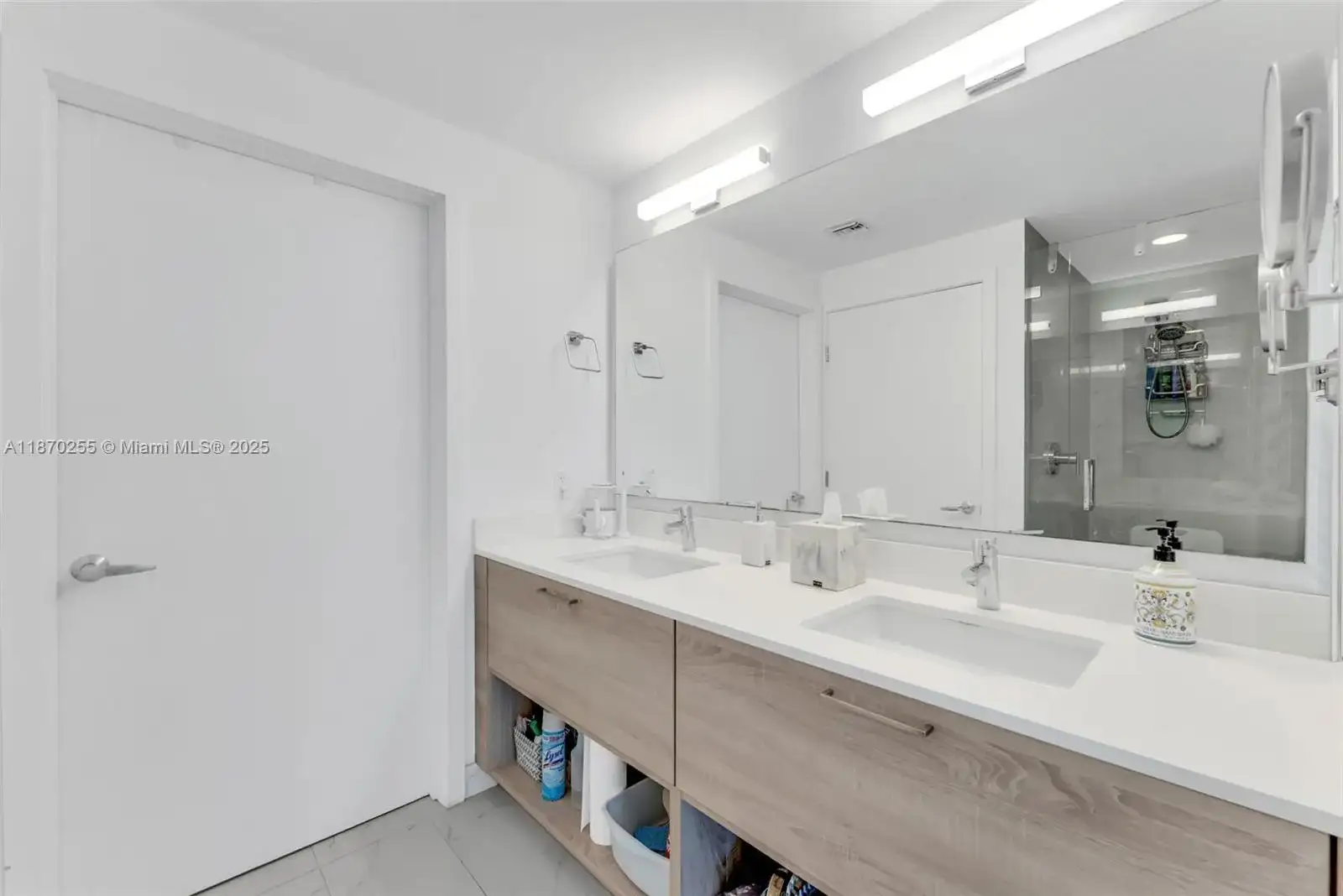 16385 Biscayne Blvd # 1819, North Miami Beach FL 33160 photo 4