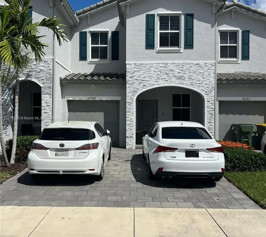 2649 SE 12th St, Homestead FL 33035
