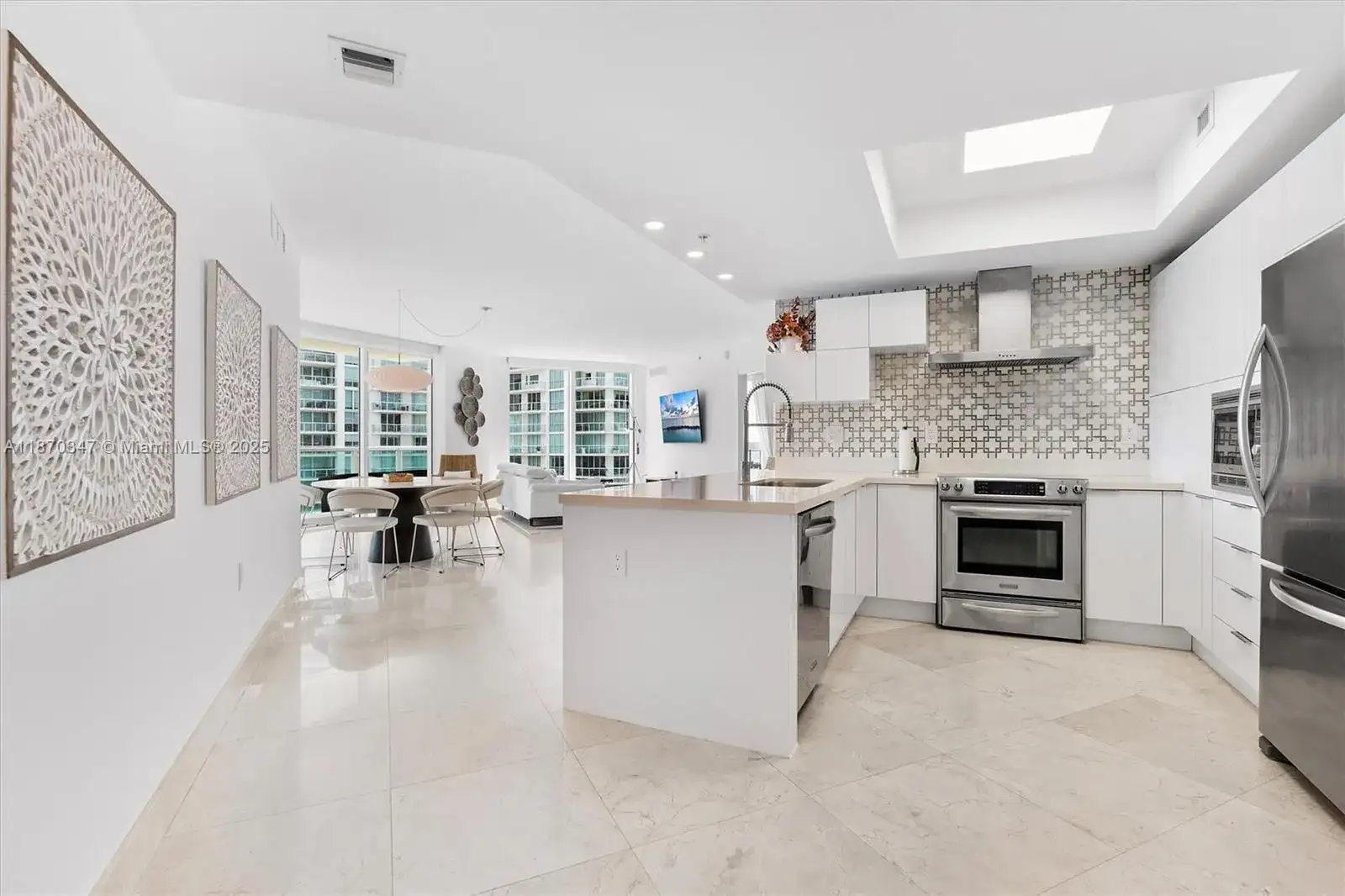 200 Sunny Isles Blvd # 1605, Sunny Isles Beach FL 33160 photo 2