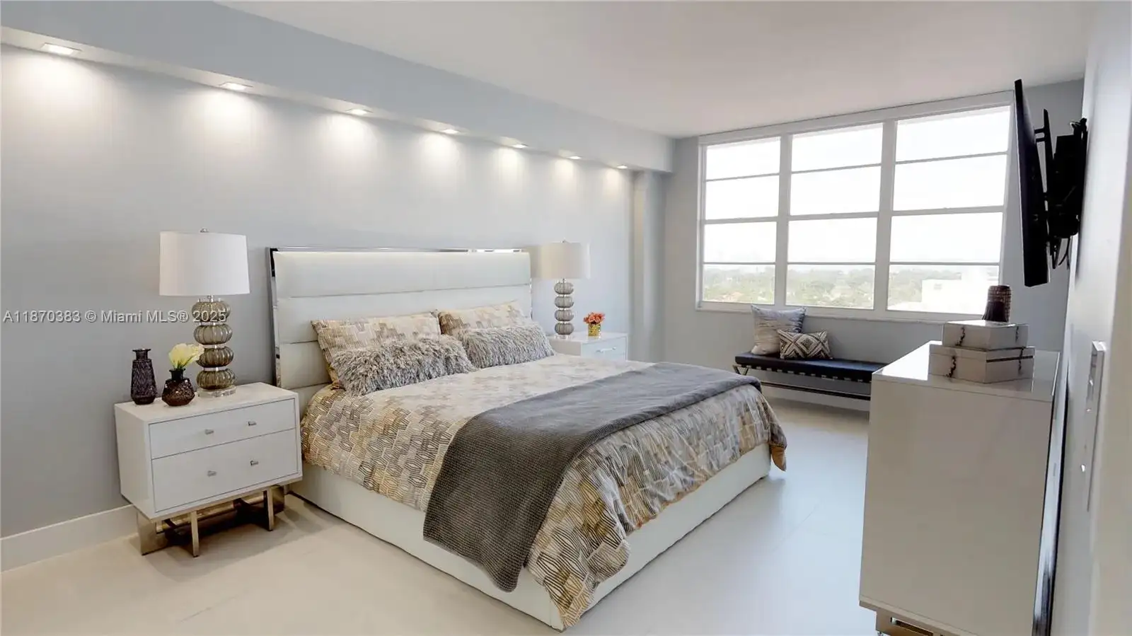 5601 Collins Ave # 1225, Miami Beach FL 33140 photo 3