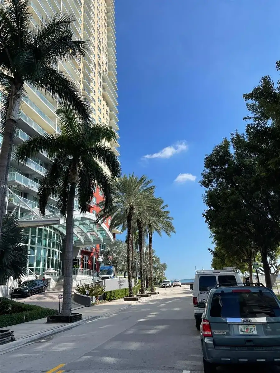 1155 Brickell Bay Dr # 805, Miami FL 33131 photo 5