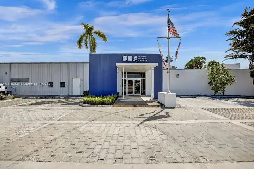 3075 NW South River Dr, Miami FL 33142 photo 4
