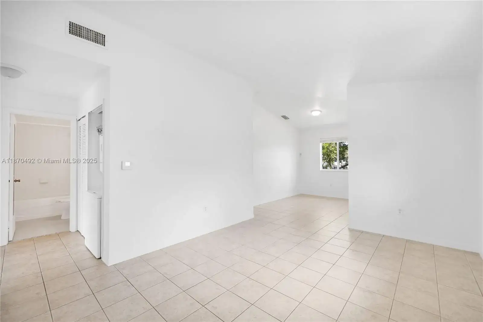 1261 SE 28th Ct # 206, Homestead FL 33035 photo 4