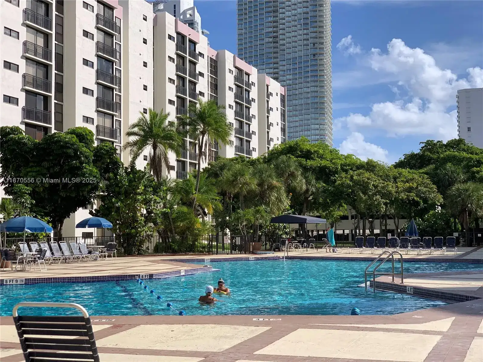 17021 N Bay Rd # 1025, Sunny Isles Beach FL 33160 photo 2