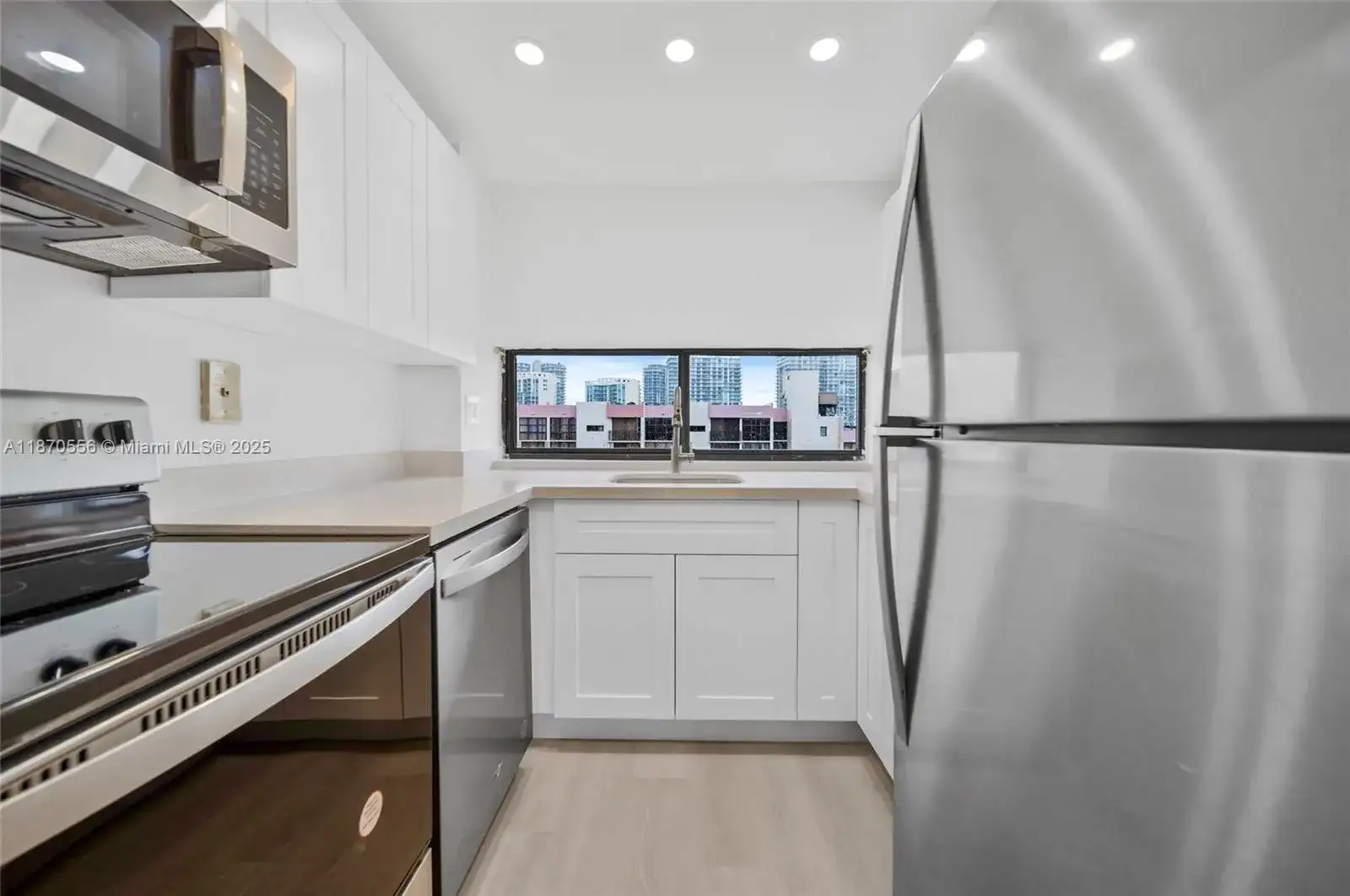 17021 N Bay Rd # 1025, Sunny Isles Beach FL 33160 photo 5