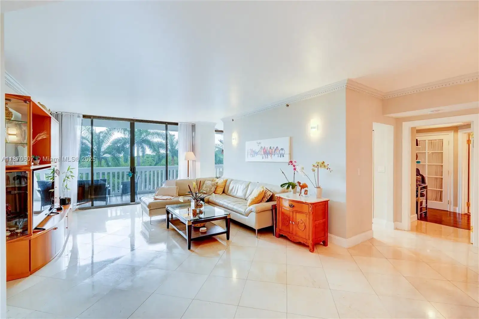 2000 Island Blvd # 408, Aventura FL 33160 photo 2
