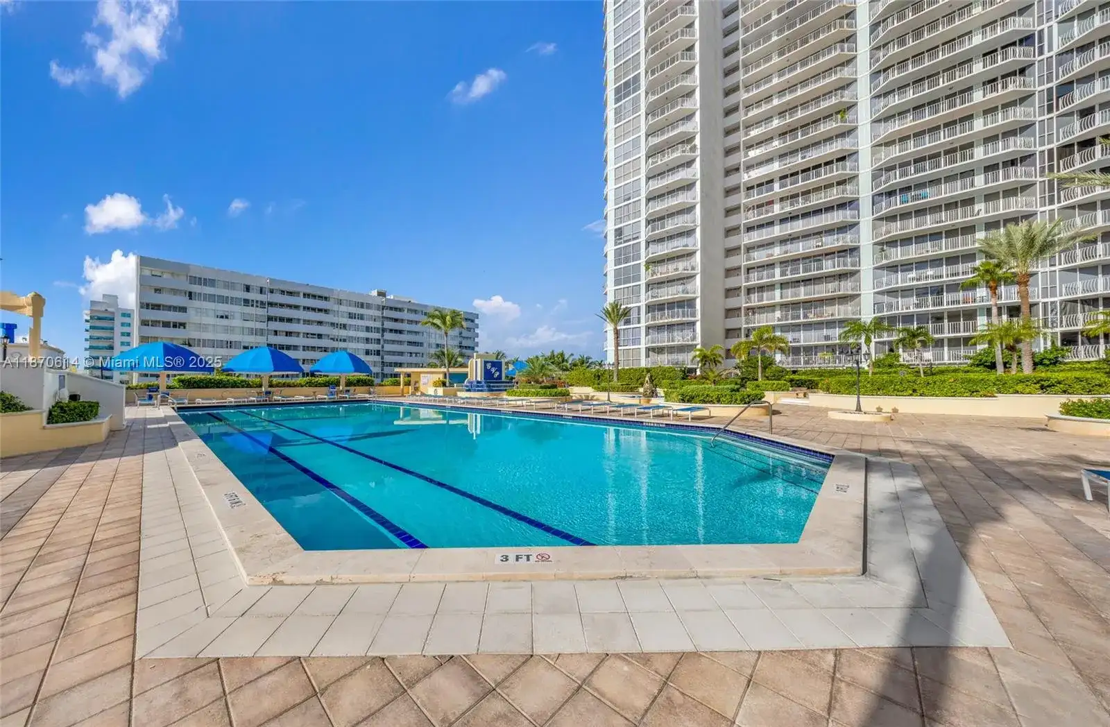 7601 E Treasure Dr # 1722, North Bay Village FL 33141 photo 3