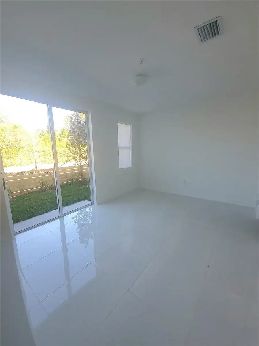24600 SW 129th Ave # 9, Homestead FL 33032 photo 4