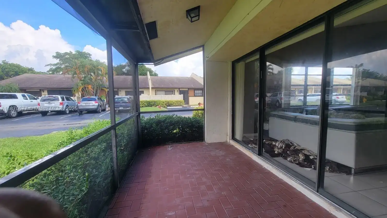 715 Banks Rd, Margate FL 33063 photo 3