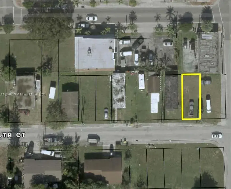 211 SW 4th Ct, Homestead FL 33030