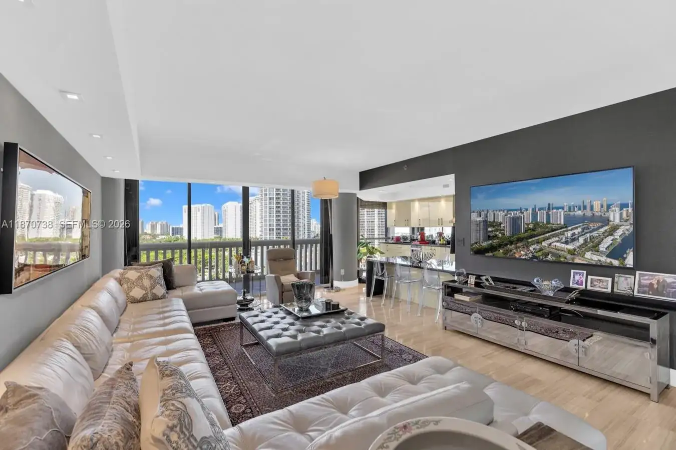2000 Island Blvd # 1405, Aventura FL 33160 photo 2