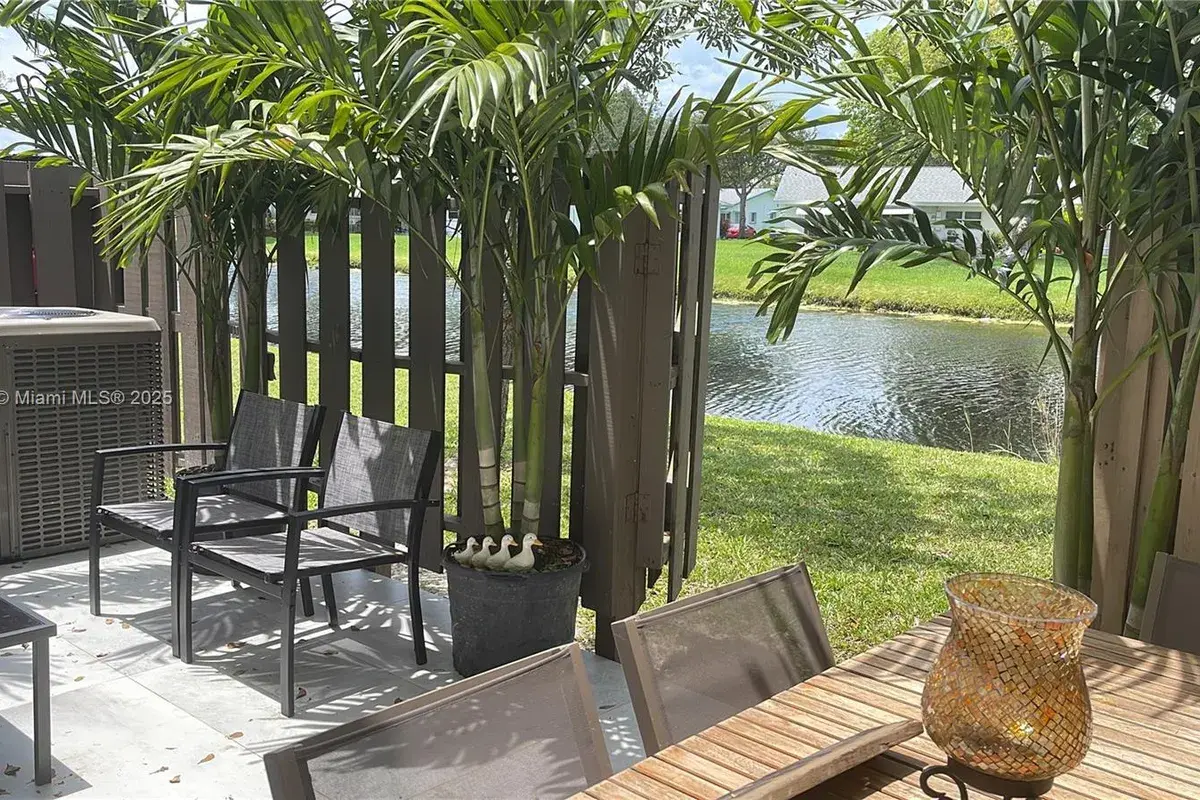 8203 NW 9th Ct # 2, Plantation FL 33324