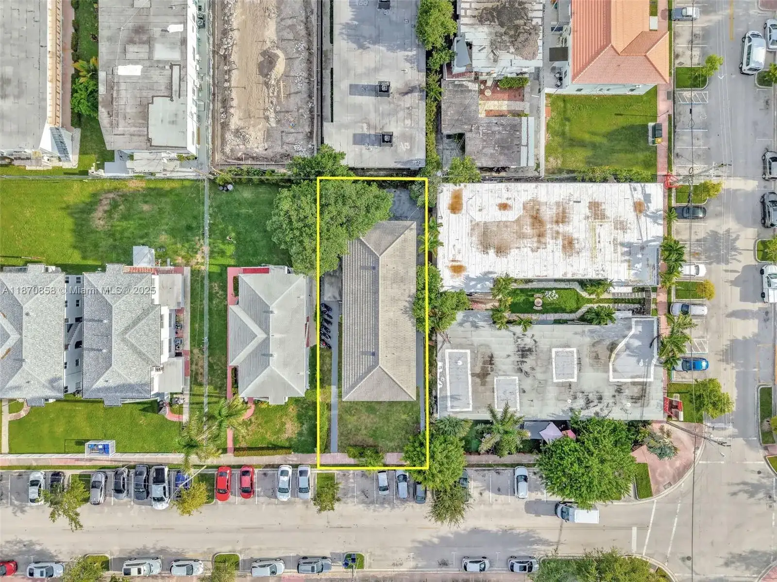 1784 Marseille Dr, Miami Beach FL 33141 photo 3