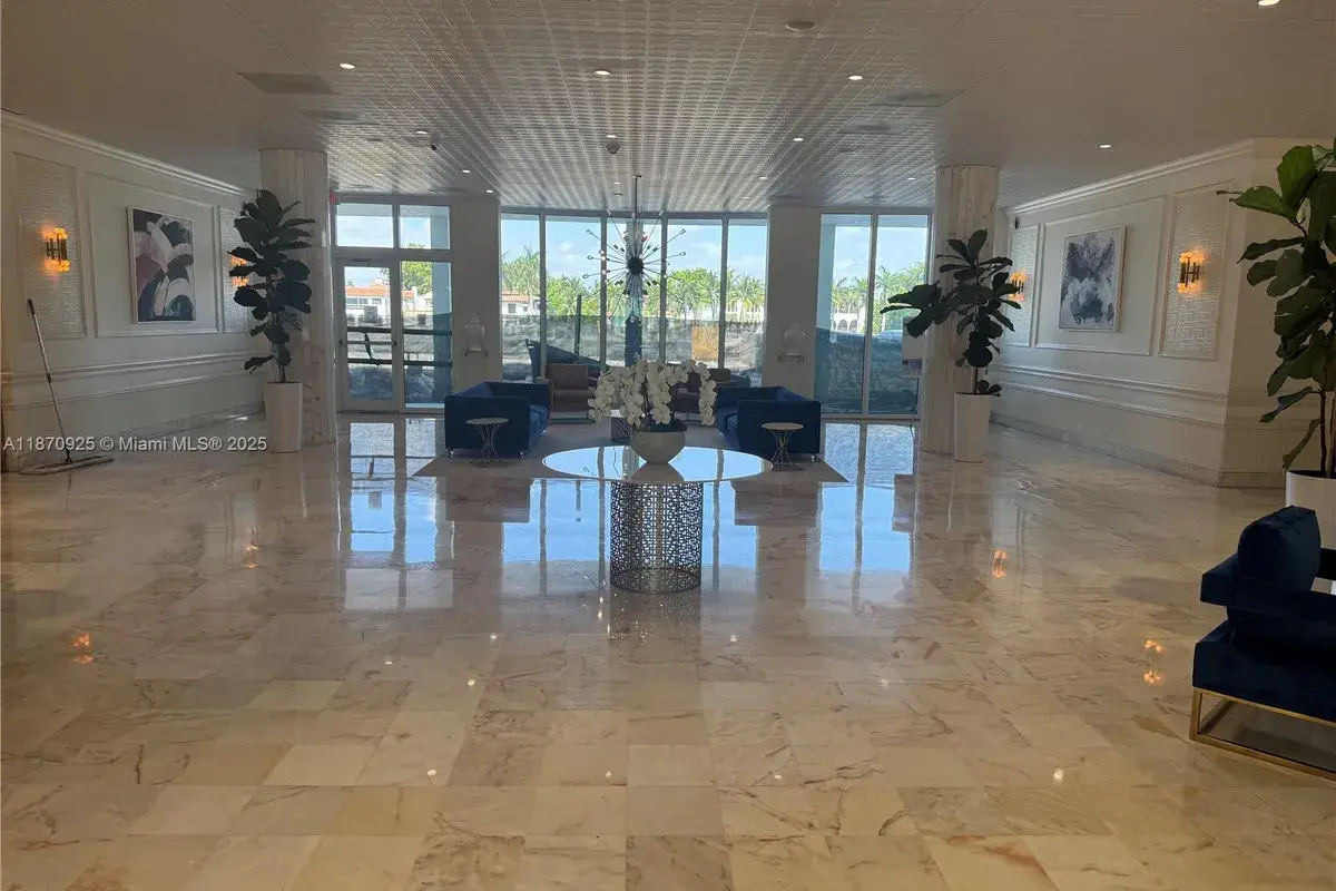 5750 Collins Ave # 3K, Miami Beach FL 33140