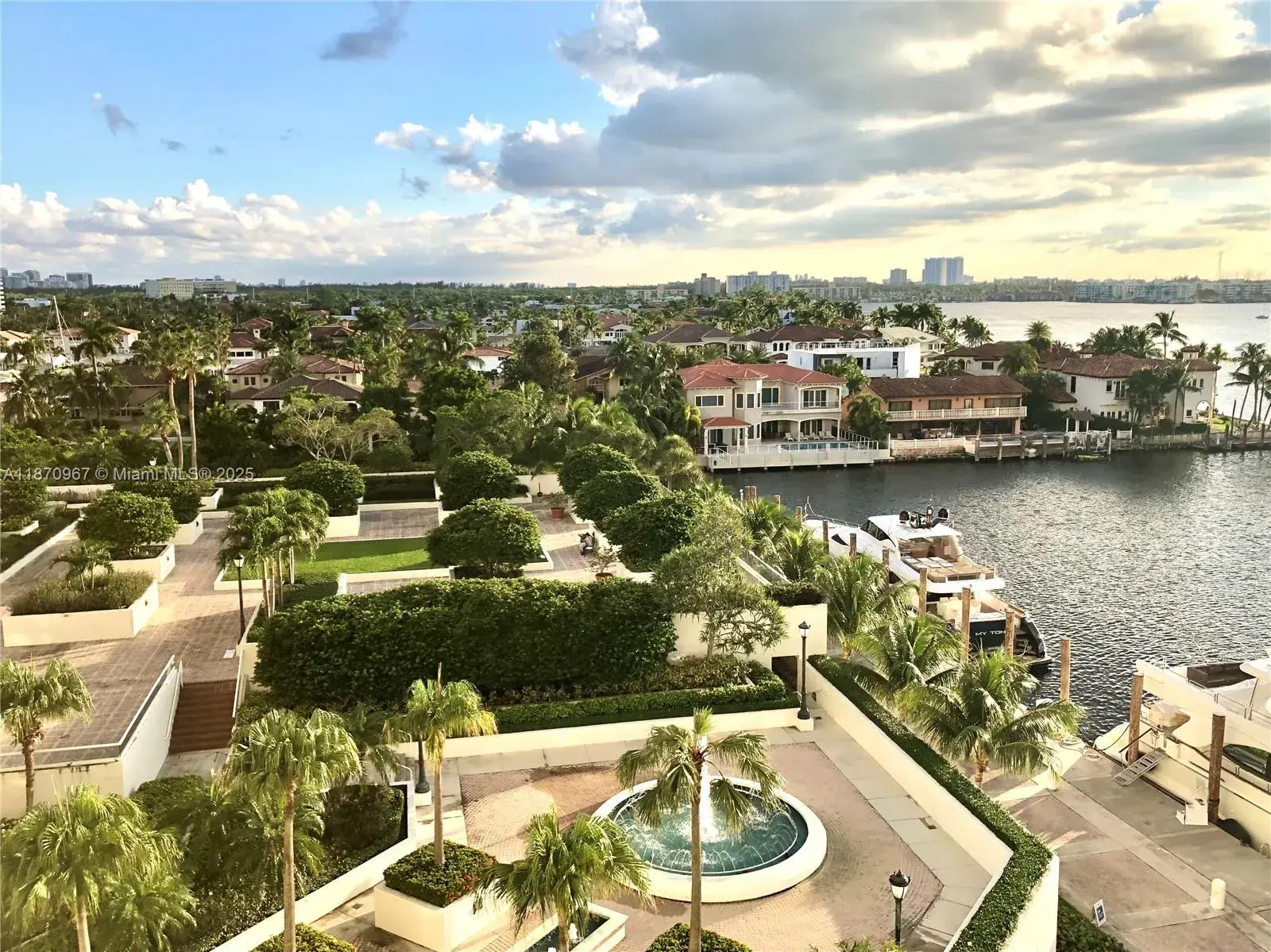 1000 W Island Blvd # 712, Aventura FL 33160