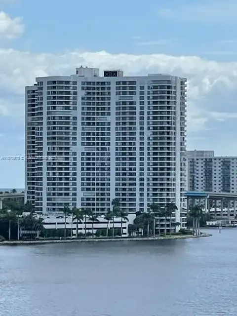 19101 NE Mystic Pointe Dr. # 1601, Aventura FL 33180 photo 2