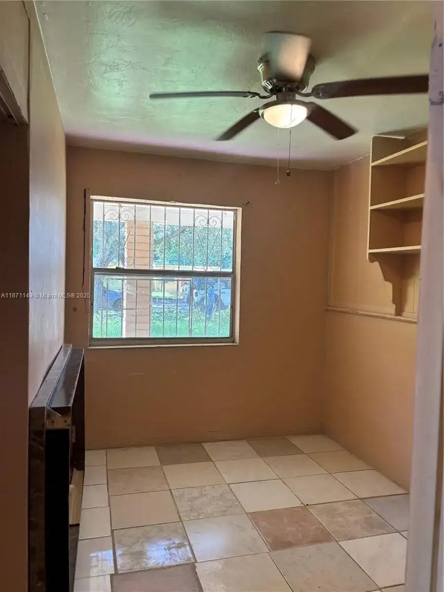 1685 NW 133rd St, North Miami FL 33167 photo 5
