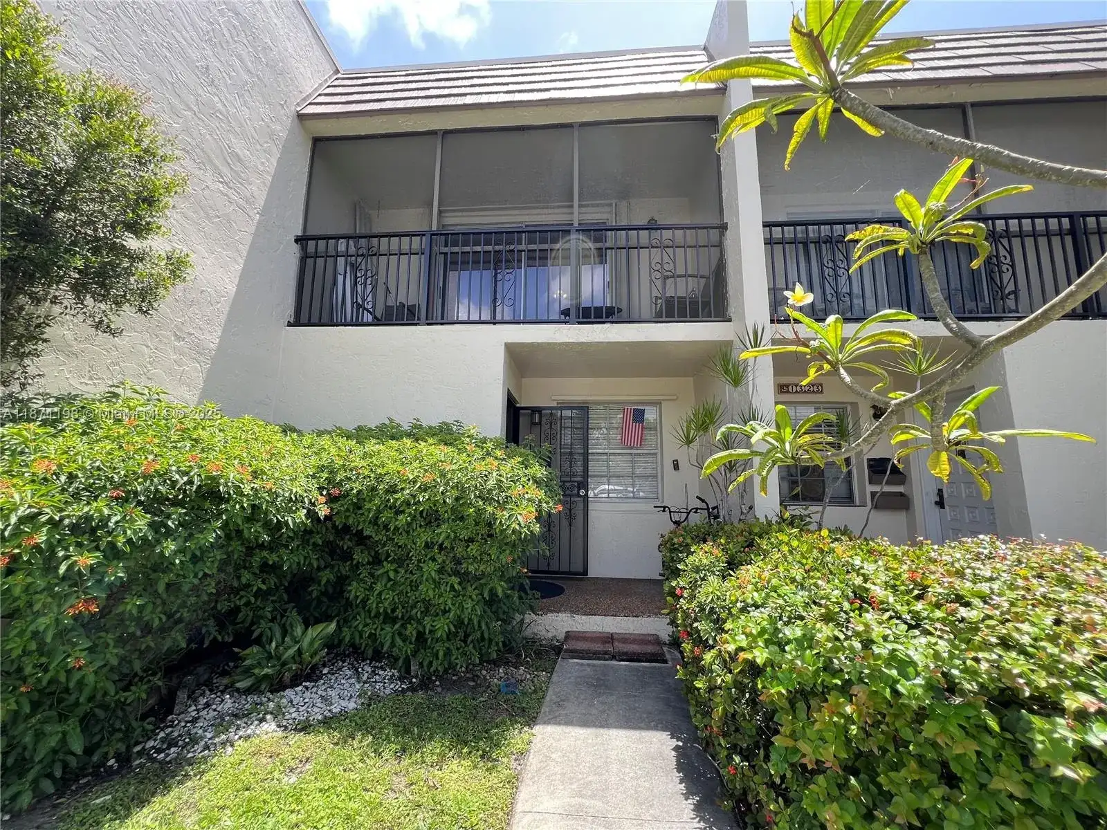 1325 N 15th Ave # 23, Hollywood FL 33020 photo 2