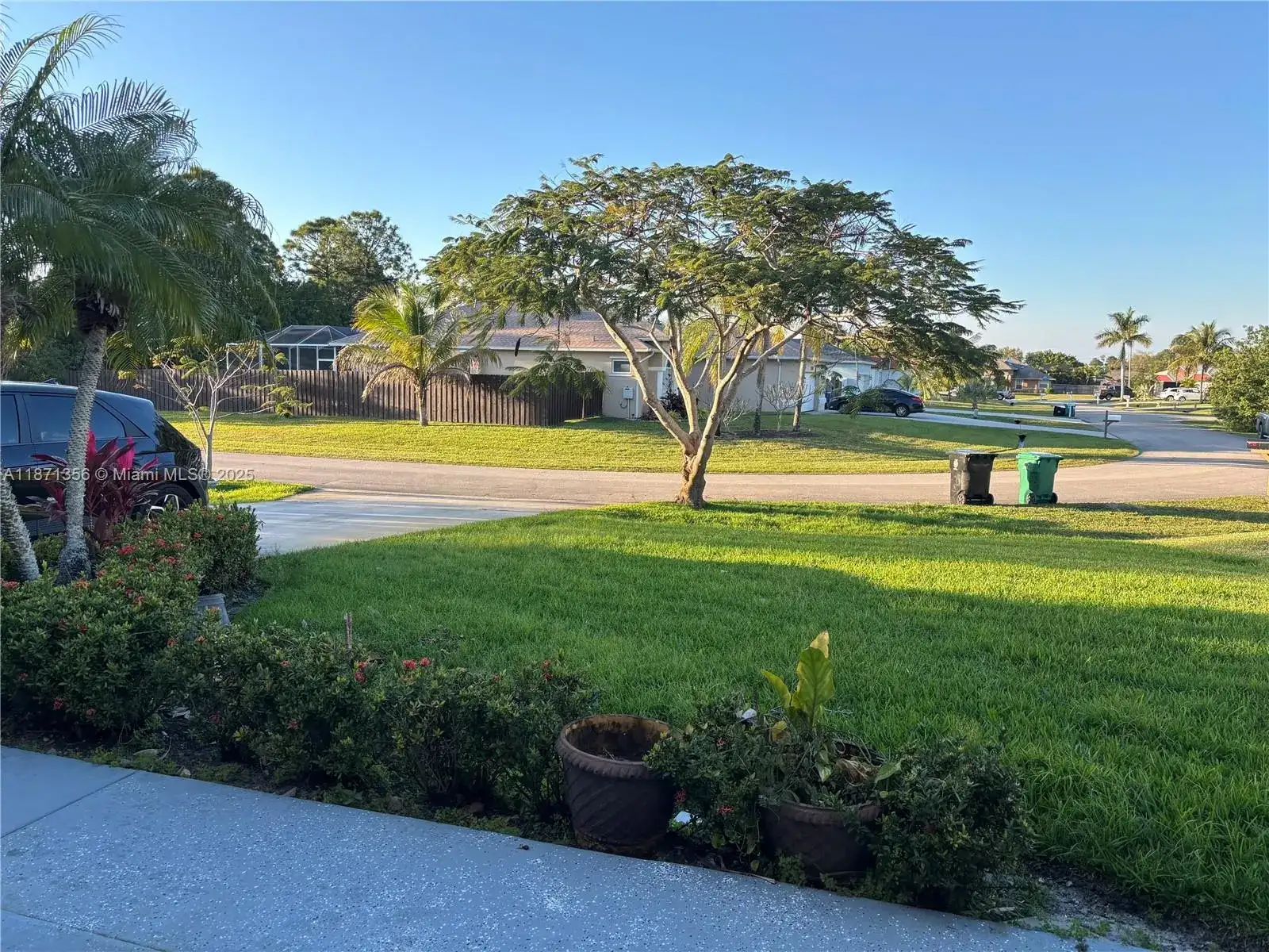 2267 SW Haycraft Cir, Port St. Lucie FL 34953 photo 2
