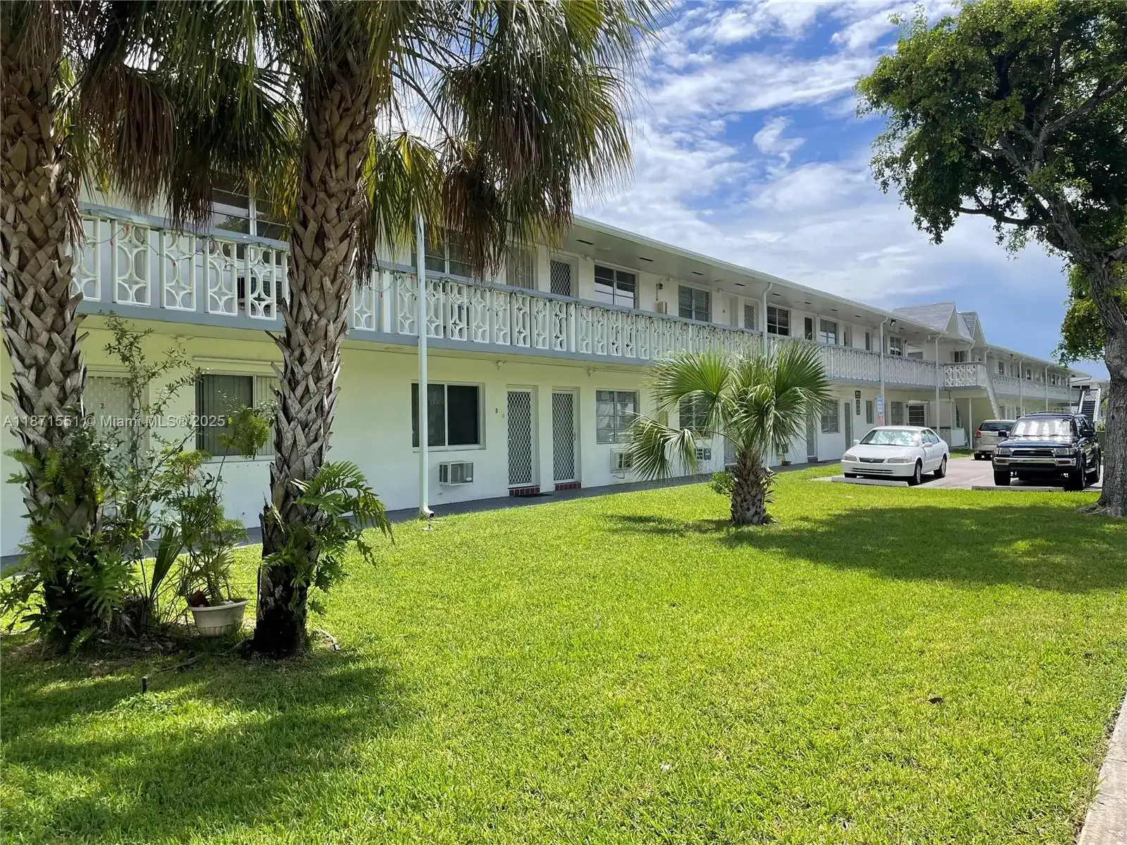 101 NW 204th St # A4, Miami Gardens FL 33169