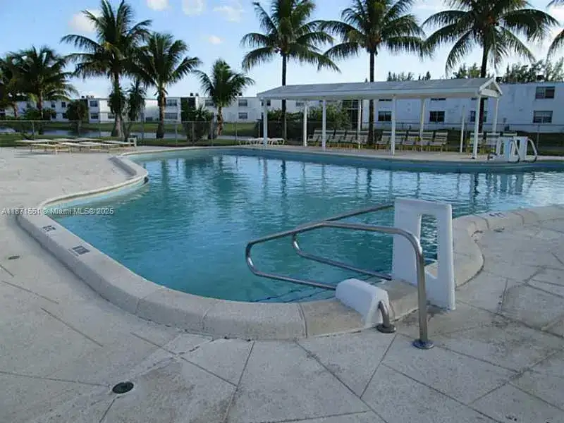 101 NW 204th St # A4, Miami Gardens FL 33169 photo 2