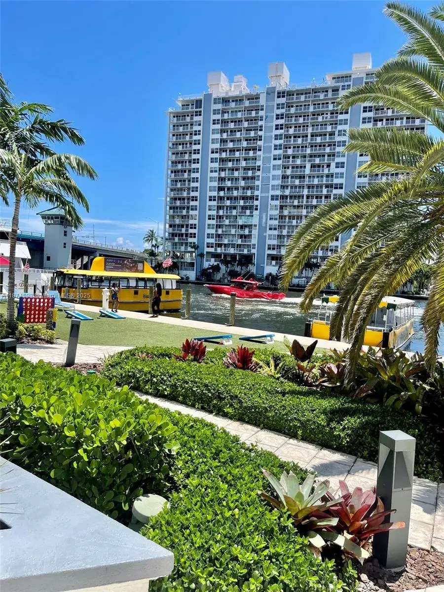 2670 E Sunrise Blvd # 728, Fort Lauderdale FL 33304