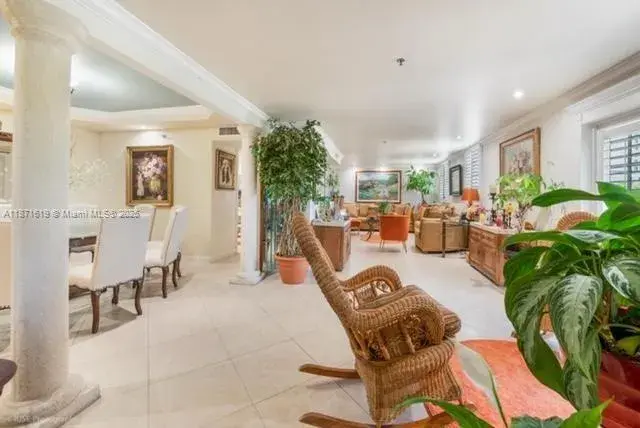 1400 Salzedo St # 305, Coral Gables FL 33134