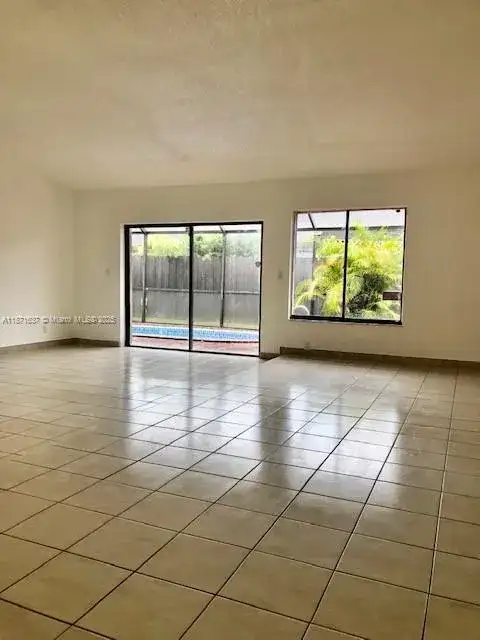 11301 SW 132nd Ave, Miami FL 33186 photo 5
