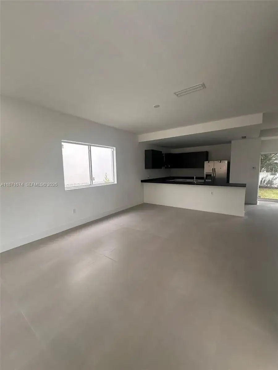 532 NW 17th Ave, Fort Lauderdale FL 33311 photo 5