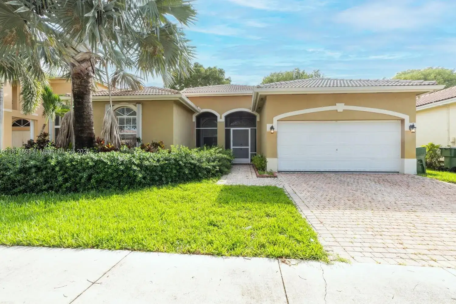 1921 SE 16 Ave, Homestead FL 33035 photo 2