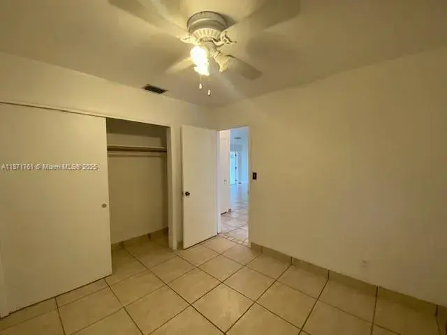 2301 N 56th Ter # F, Hollywood FL 33021