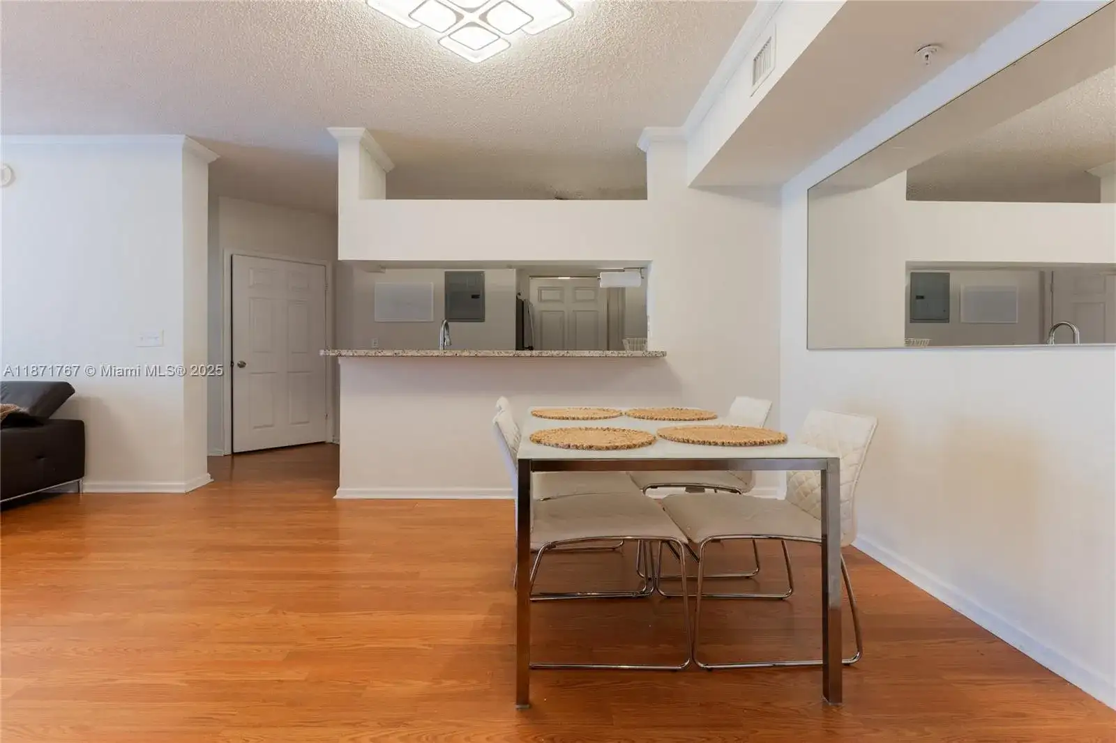 17100 N Bay Rd, Sunny Isles Beach FL 33160 photo 2