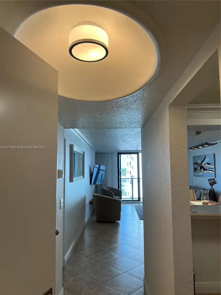 2301 S Ocean Dr # 506, Hollywood FL 33019 photo 3