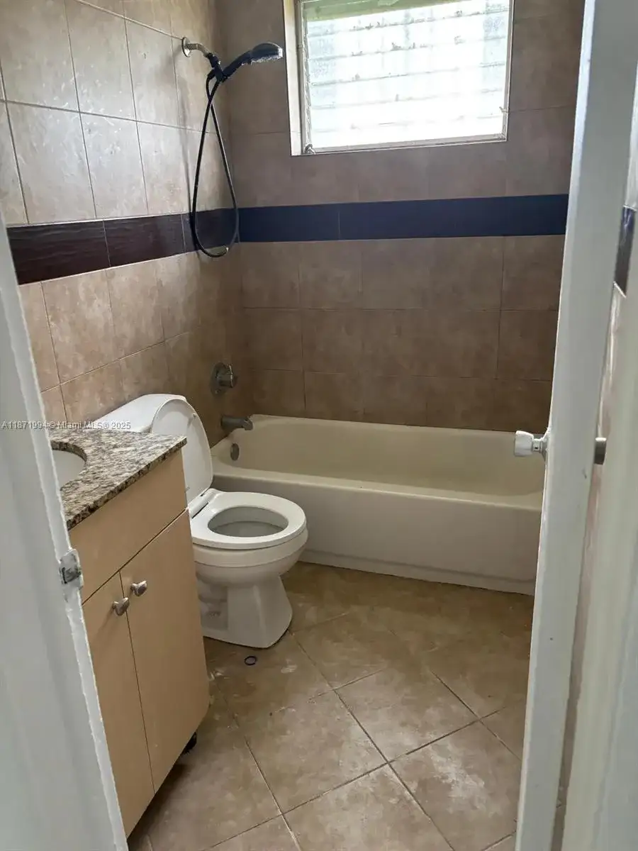 5100 NW 23rd Ave # 1, Miami FL 33142 photo 5