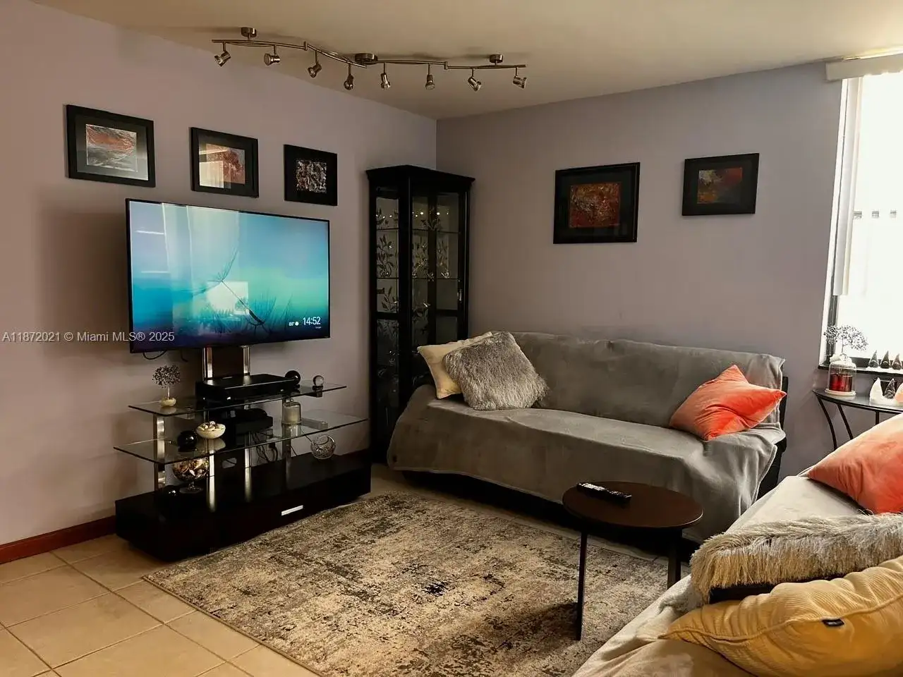 20200 W Country Club Dr, Aventura FL 33180 photo 5