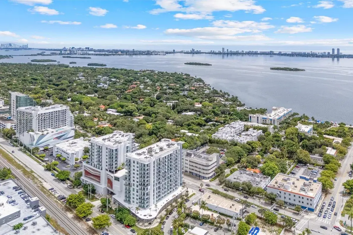 3900 Biscayne Blvd # 819, Miami FL 33137