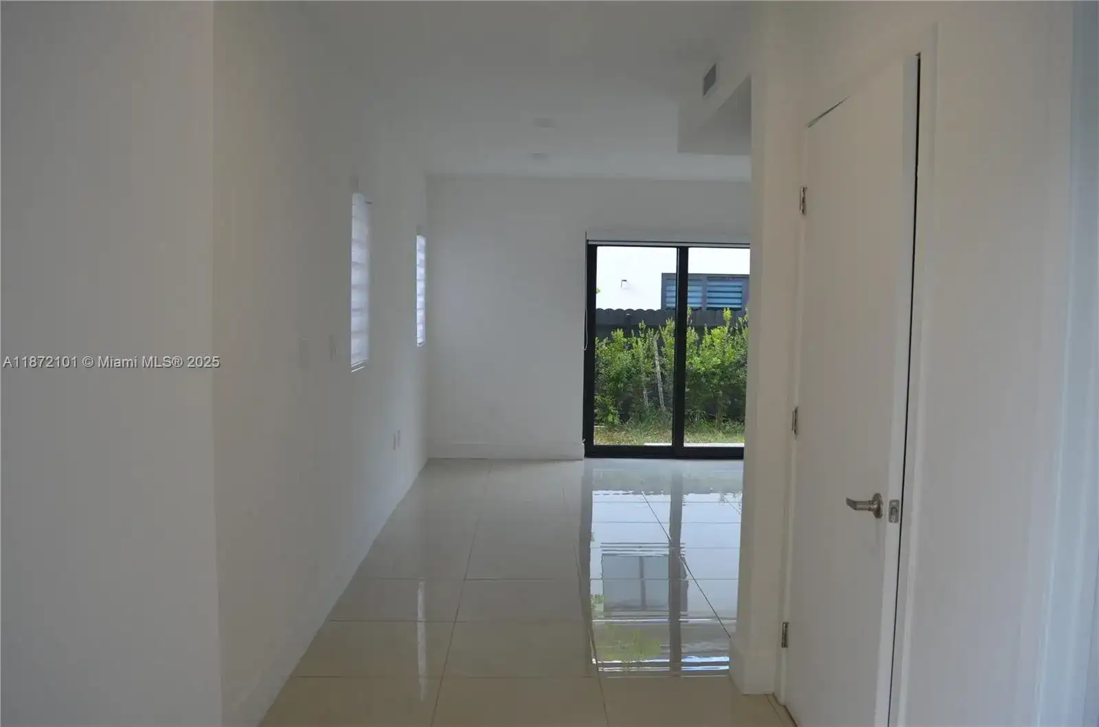1155 NW 2nd Ter, Florida City FL 33034 photo 3